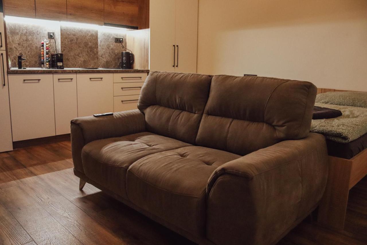 Iq Apartments Пряшів Екстер'єр фото