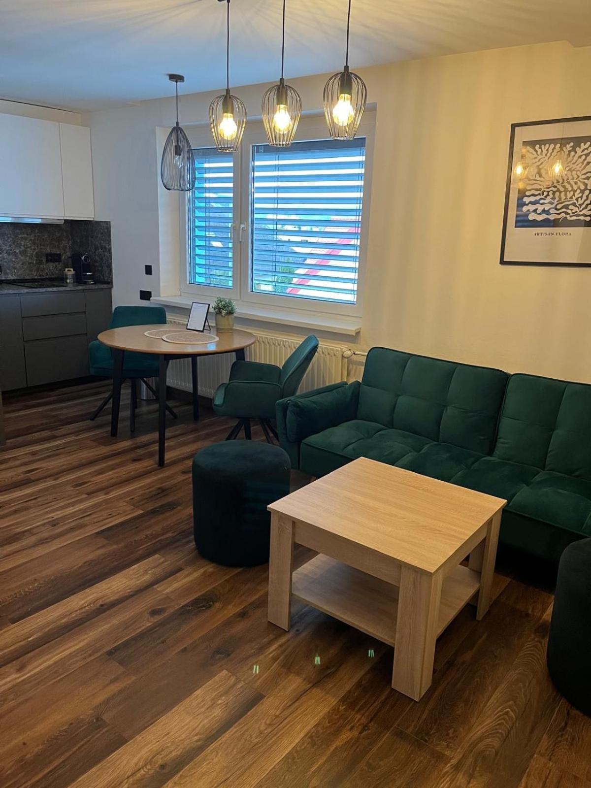 Iq Apartments Пряшів Екстер'єр фото