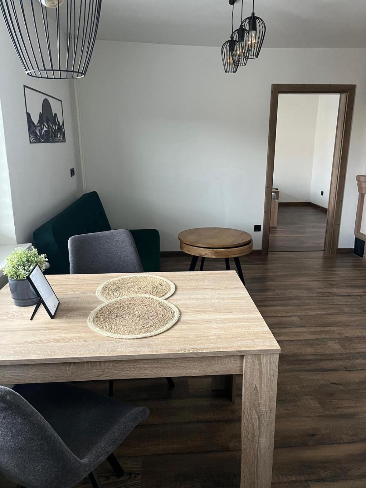Iq Apartments Пряшів Екстер'єр фото