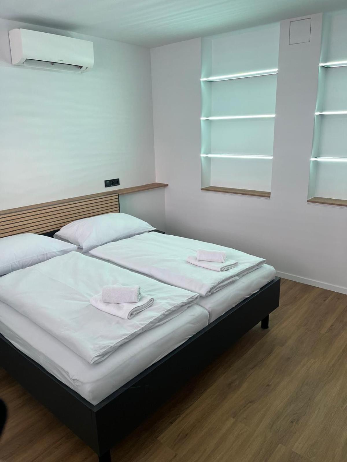 Iq Apartments Пряшів Екстер'єр фото